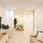 Experimental Apartment *